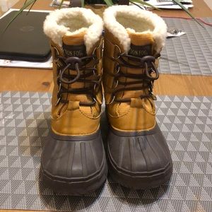 Boys snow boots
